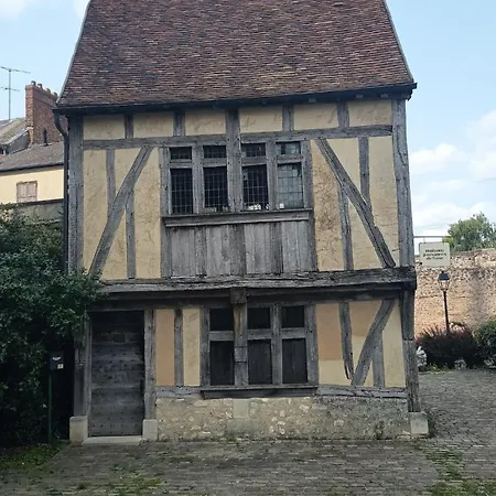 Apartment Cosy A Hyper Centre Proche Aeroport Et Gare Sncf